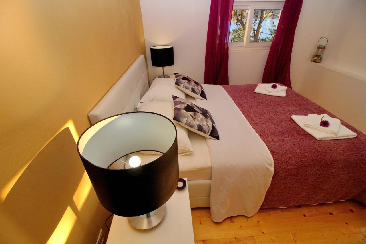 Holiday Home Bili Zal Vela Luka Habitación foto
